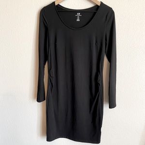 H&M black long sleeve bodycon maternity dress